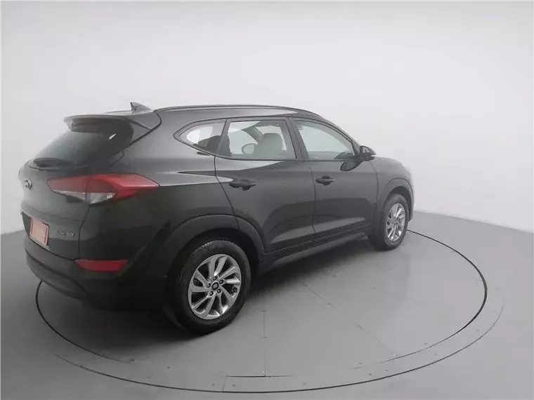 Hyundai Tucson Preto 4