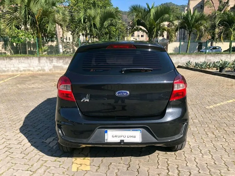 Ford KA Preto 11