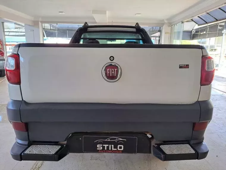 Fiat Strada Branco 5