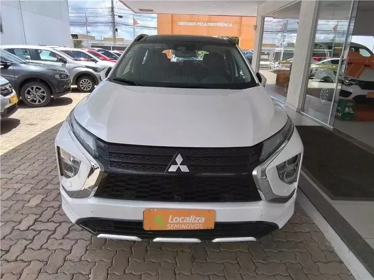 Mitsubishi Eclipse Cross Branco 5