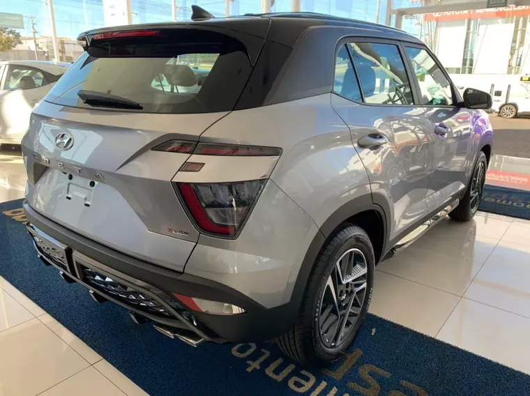 Hyundai Creta Prata 3