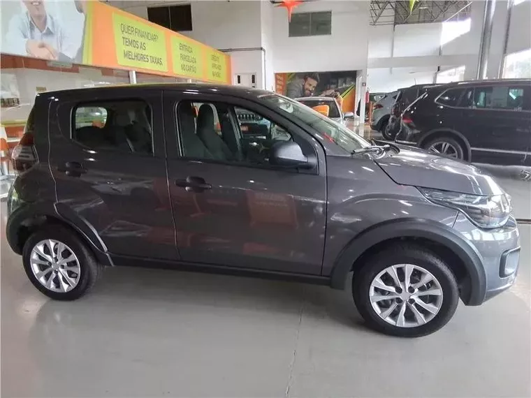 Fiat Mobi Prata 15