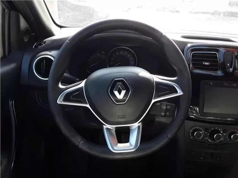 Renault Sandero Preto 15