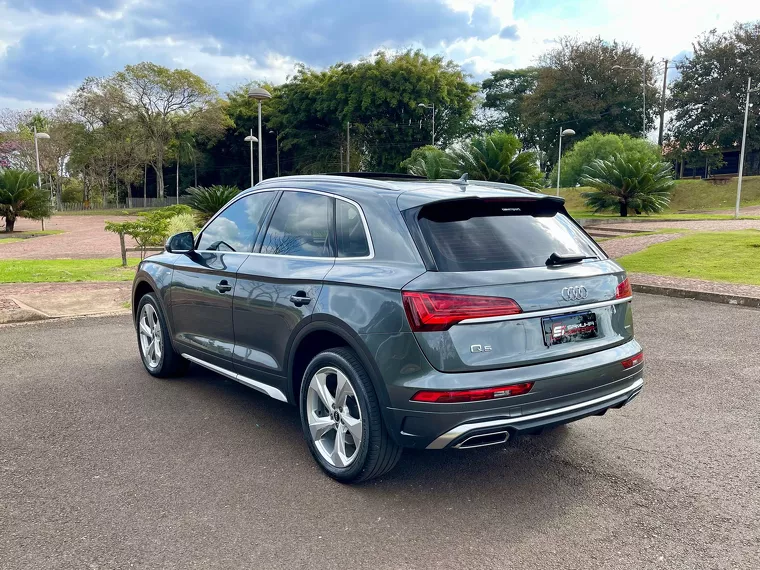 Audi Q5 Cinza 4