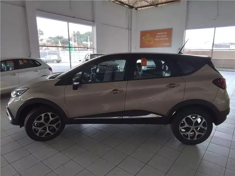 Renault Captur Bronze 7