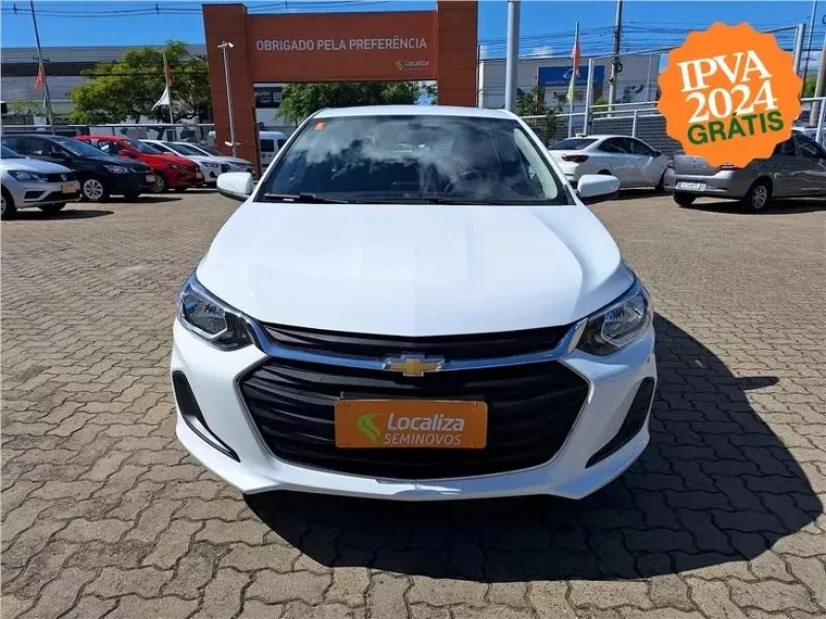 Chevrolet Onix Branco 4