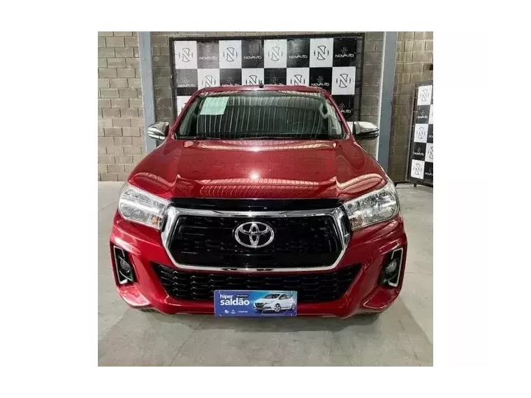 Toyota Hilux Vermelho 4