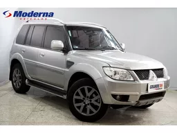 Mitsubishi Pajero TR4