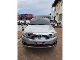 Toyota Hilux SW4