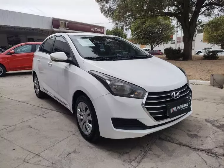 Hyundai HB20S Branco 3