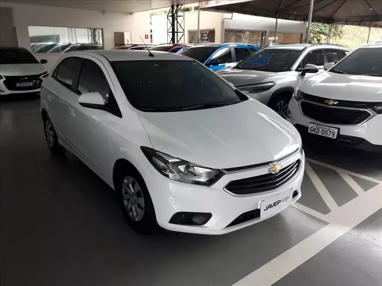 Chevrolet Onix Branco 5