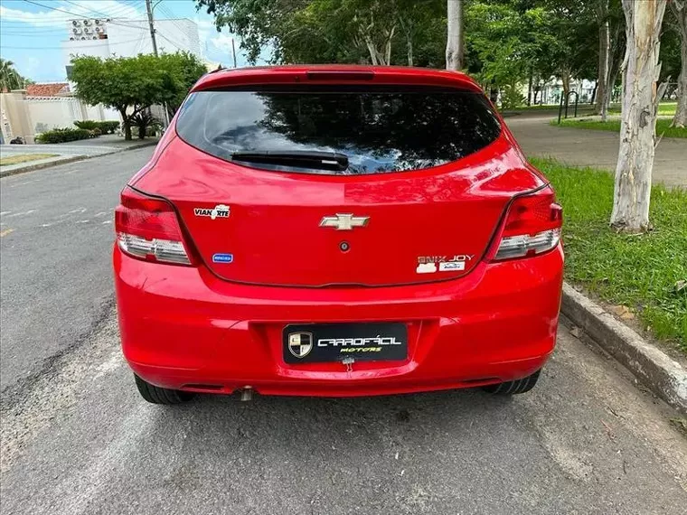 Chevrolet Onix Vermelho 5