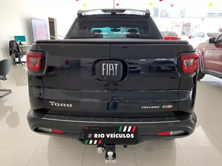 Fiat Toro Preto 20