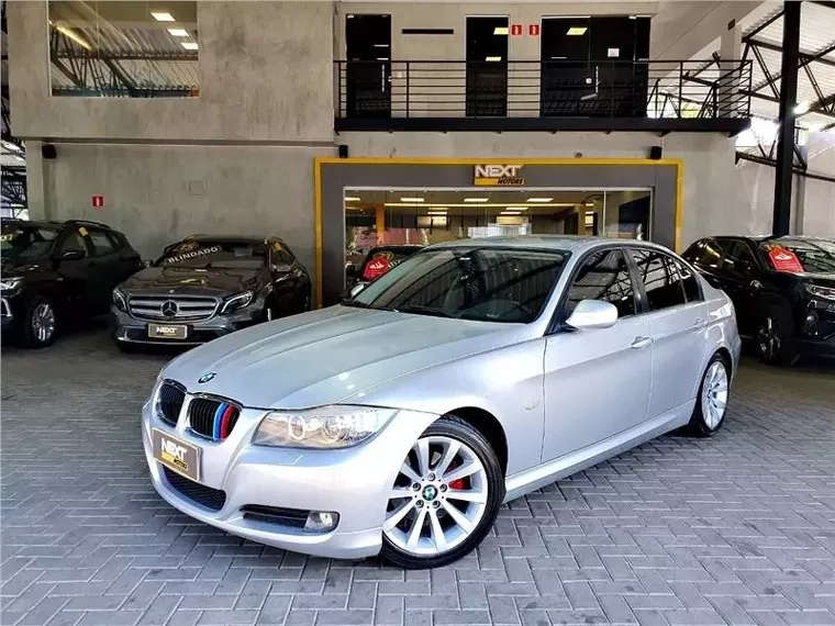 BMW 320i Prata 12