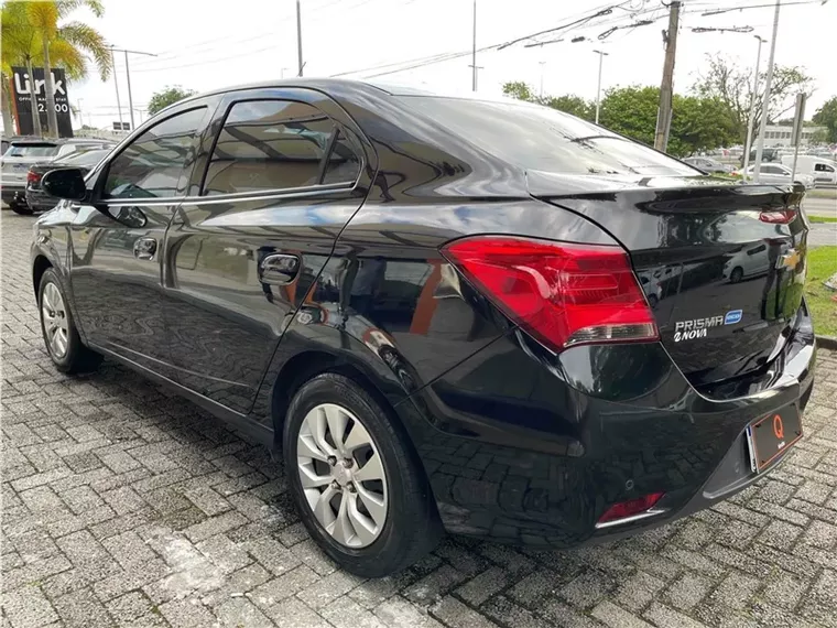 Chevrolet Prisma Preto 12