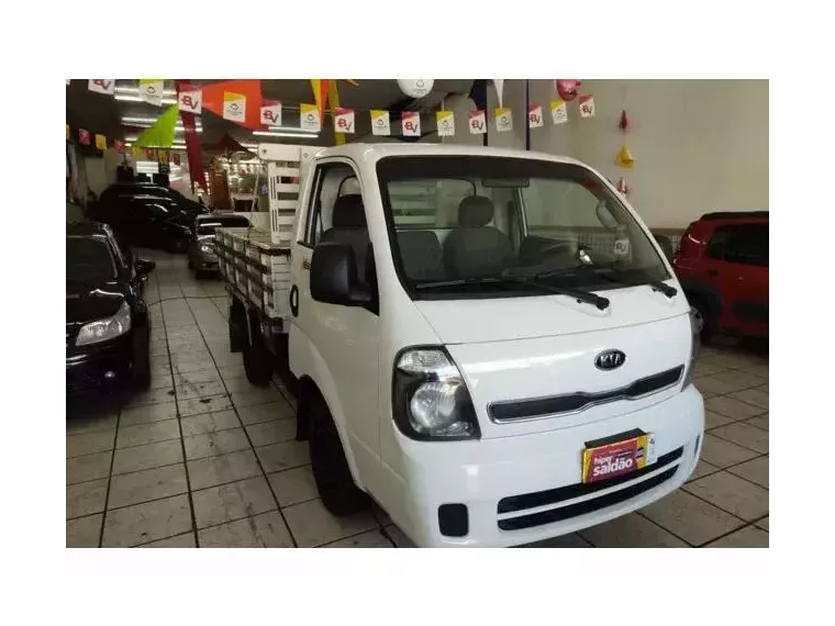 KIA Bongo Branco 4