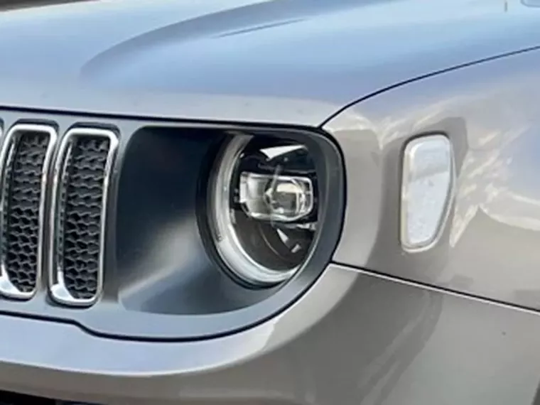 Jeep Renegade Prata 13