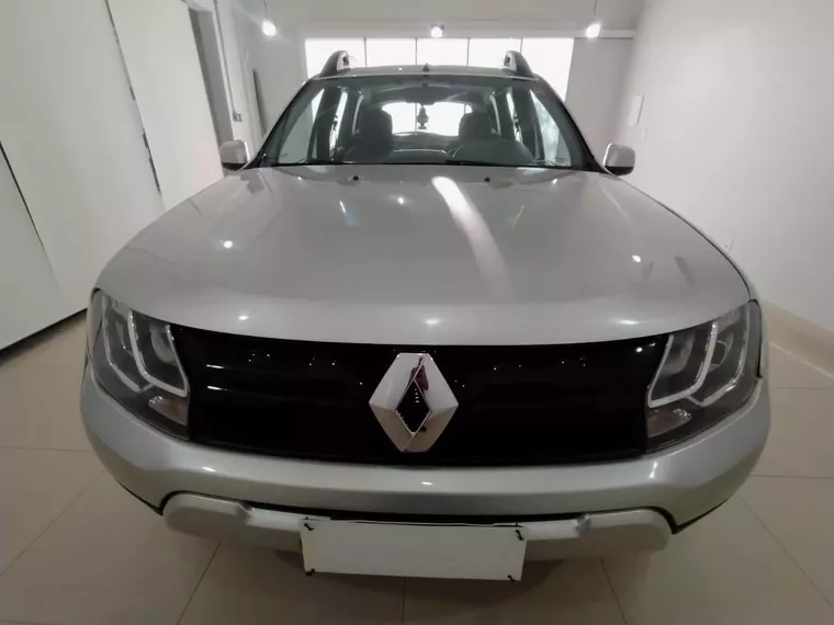 Renault Duster Prata 7