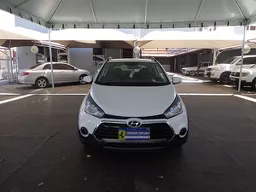 Hyundai HB20X