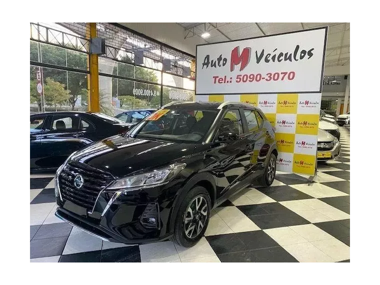 Nissan Kicks Preto 2