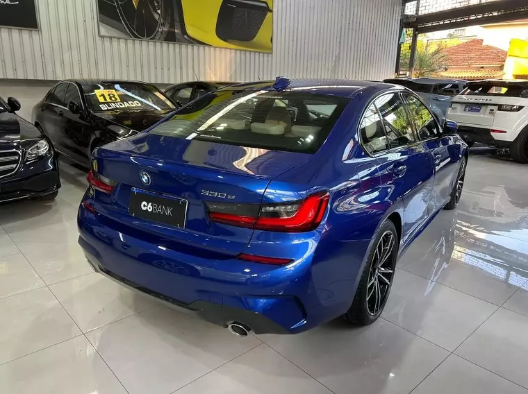 BMW 330e Azul 6