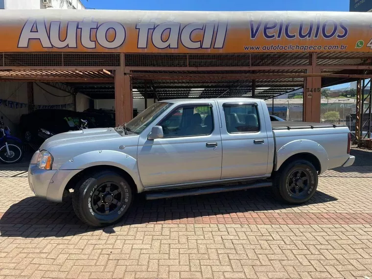 Nissan Frontier Prata 1