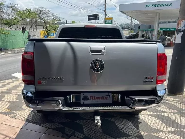 Volkswagen Amarok Prata 2