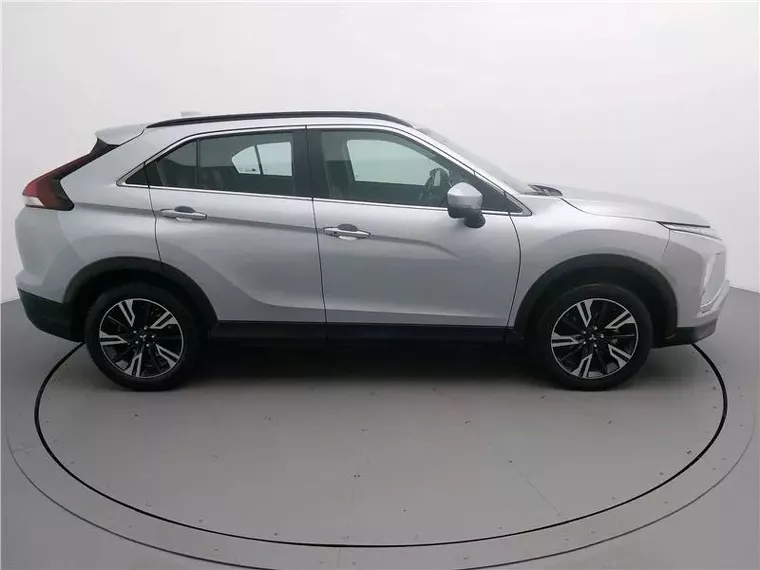 Mitsubishi Eclipse Cross Prata 6