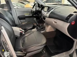 Mitsubishi L200 Triton
