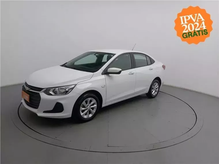 Chevrolet Onix Branco 2