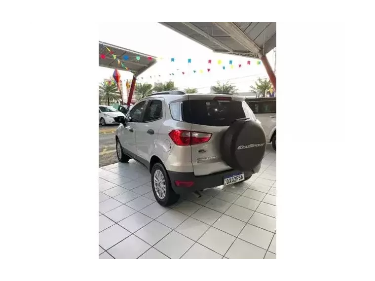 Ford Ecosport Prata 4