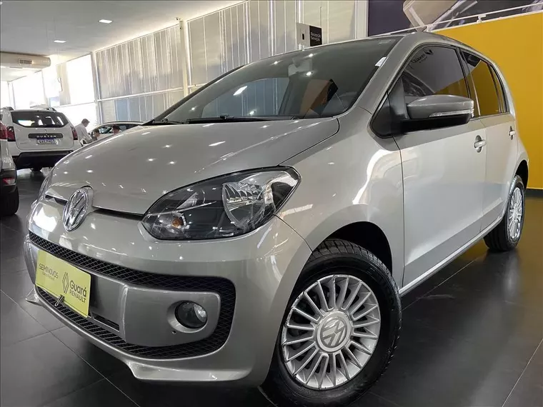 Volkswagen UP Prata 1