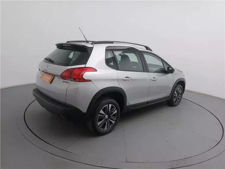 Peugeot 2008 Cinza 14