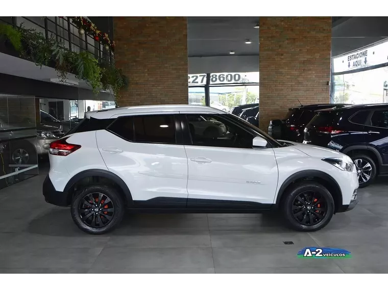 Nissan Kicks Branco 15