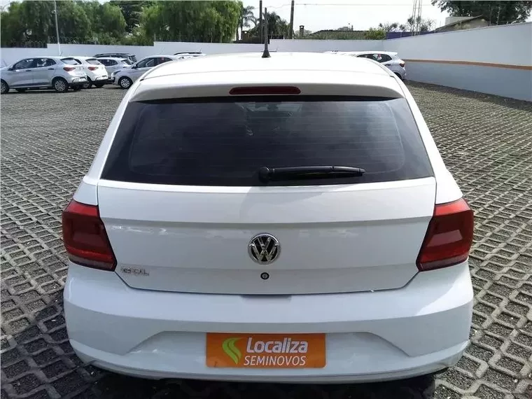 Volkswagen Gol Branco 8