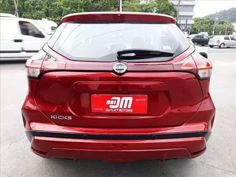 Nissan Kicks Vermelho 8