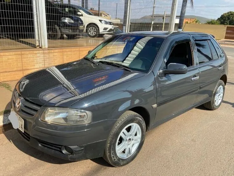 Volkswagen Gol Cinza 2