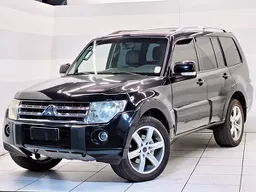 Mitsubishi Pajero Full