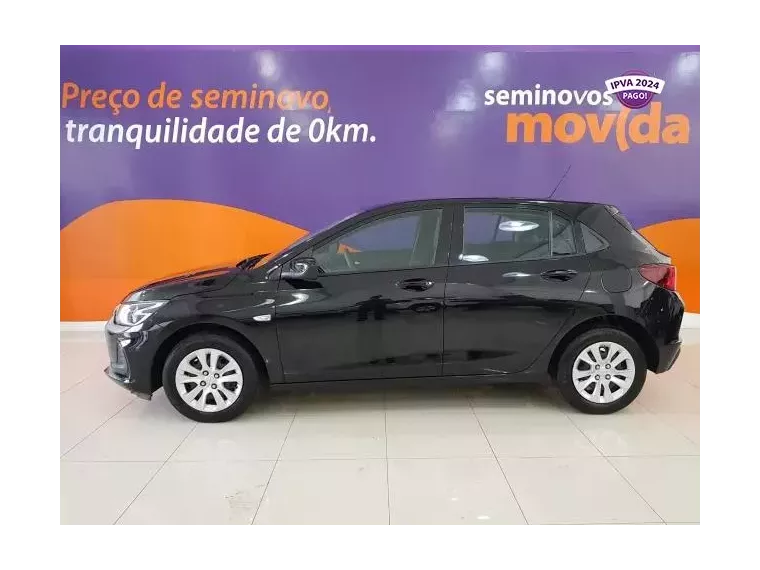 Chevrolet Onix Preto 7