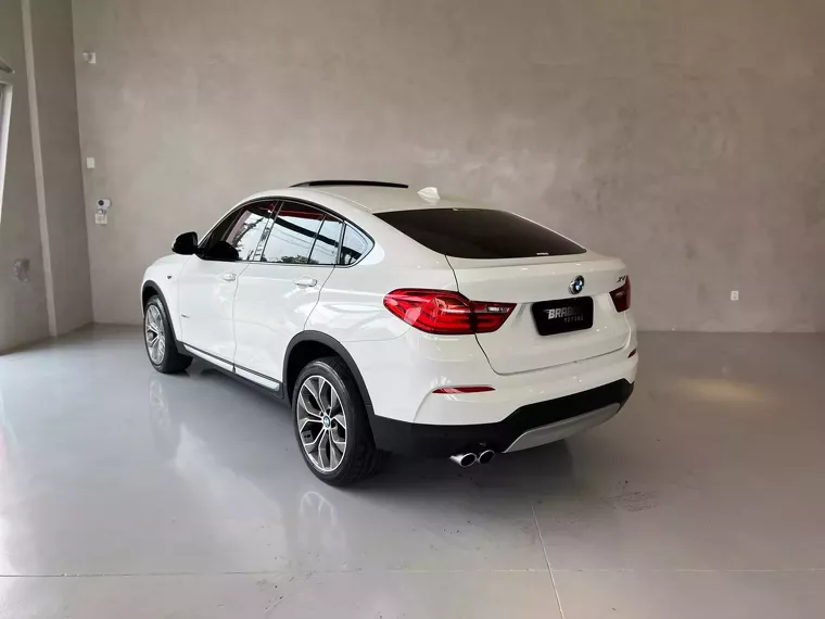 BMW X4 Branco 4