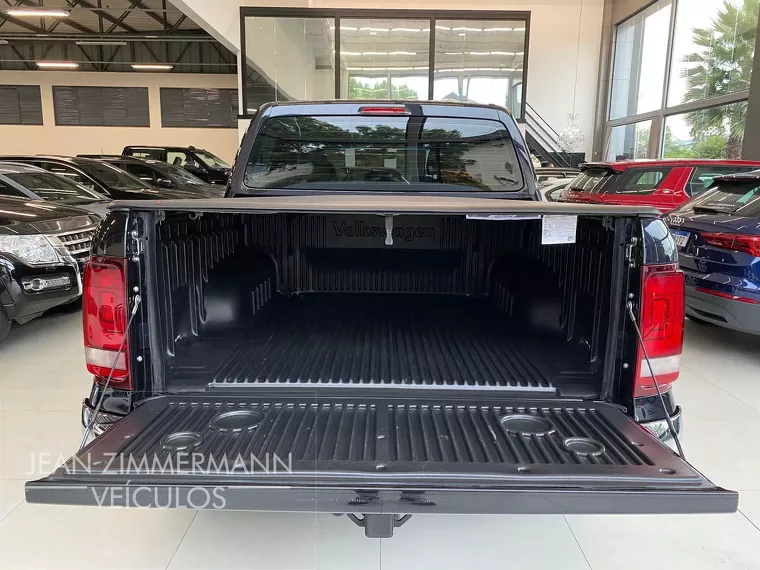 Volkswagen Amarok Preto 9