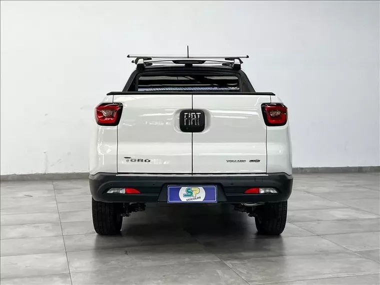 Fiat Toro Branco 13