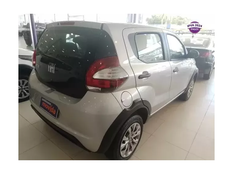 Fiat Mobi Prata 8