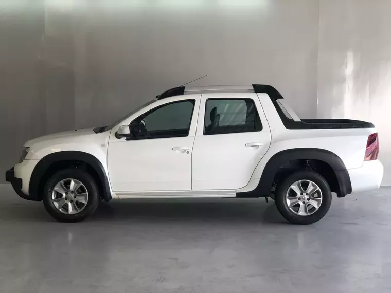 Renault Duster Oroch Branco 6