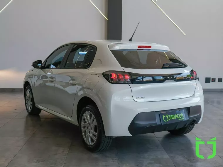 Peugeot 208 Branco 4