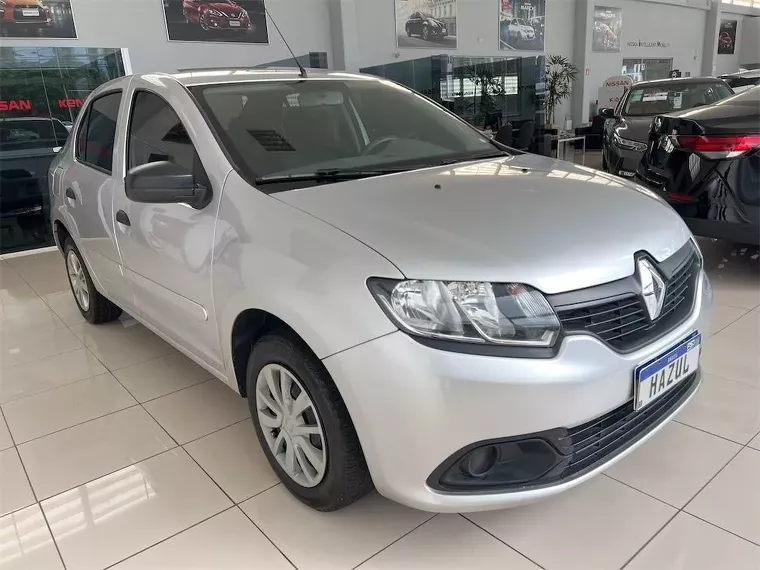 Renault Logan Prata 5