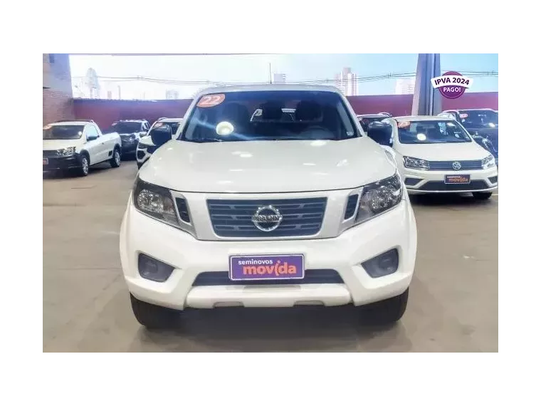 Nissan Frontier Branco 2