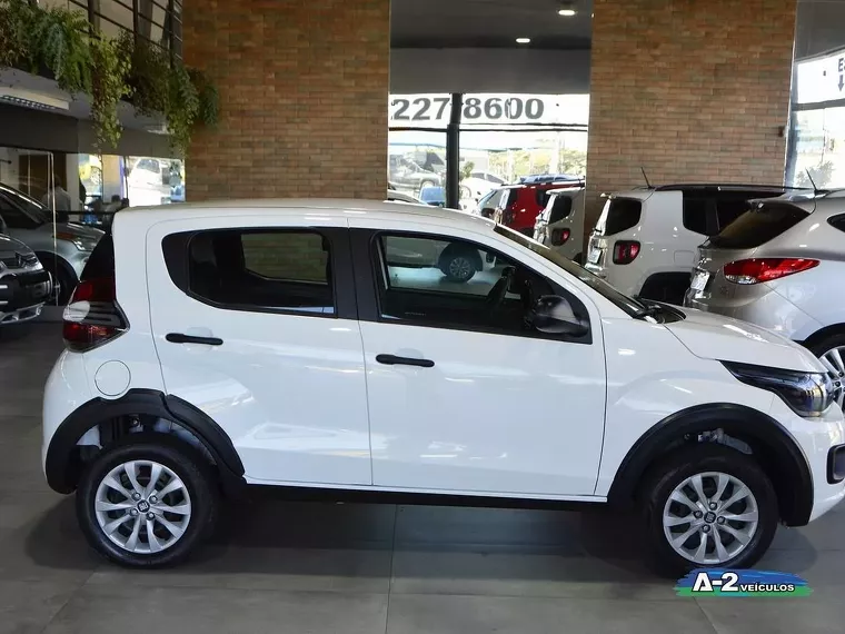 Fiat Mobi Branco 6