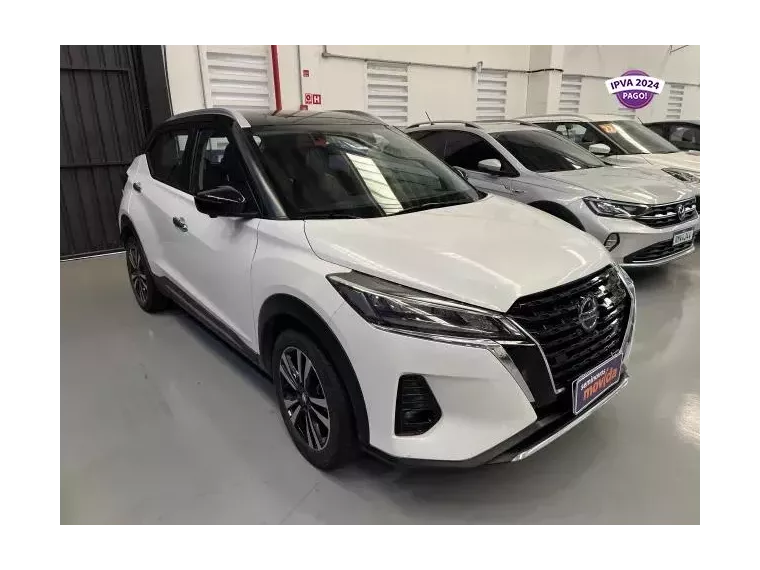 Nissan Kicks Preto 5