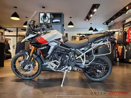 Triumph Tiger 900